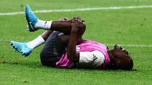 的防守型中 的防守型中